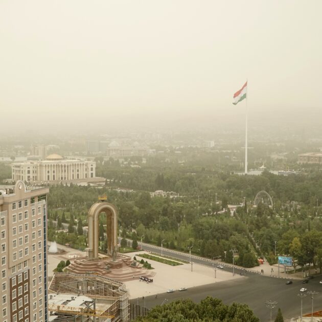 Бустон