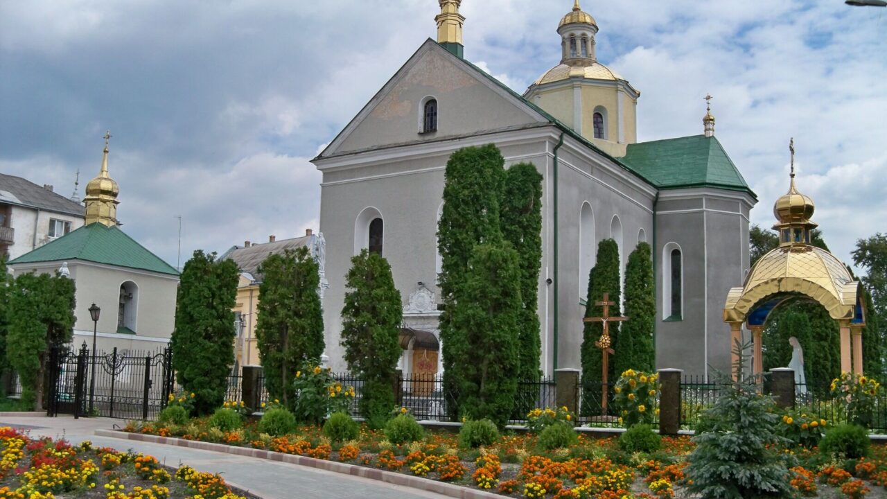 Золочев