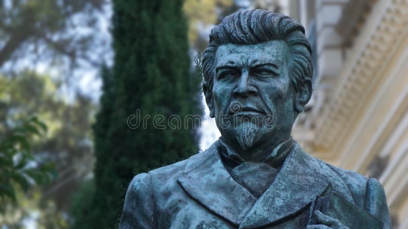 Альтамирaно