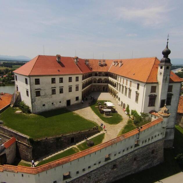 Дестрник