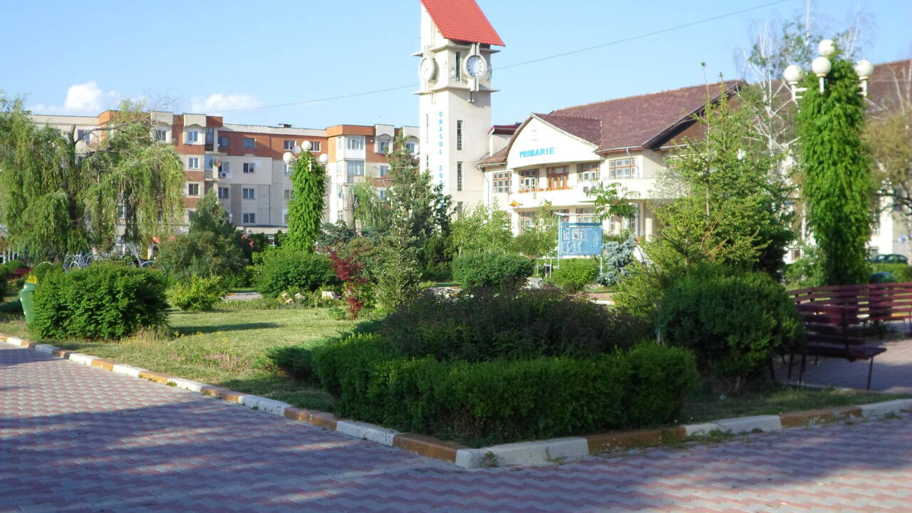 Костешти